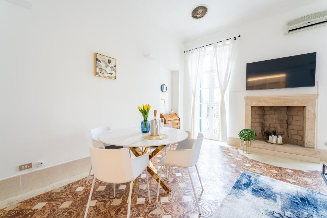 Corso Cavour Luxury Apartment Верона Экстерьер фото