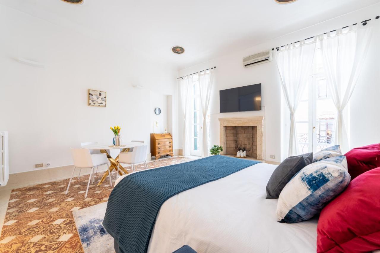 Corso Cavour Luxury Apartment Верона Экстерьер фото
